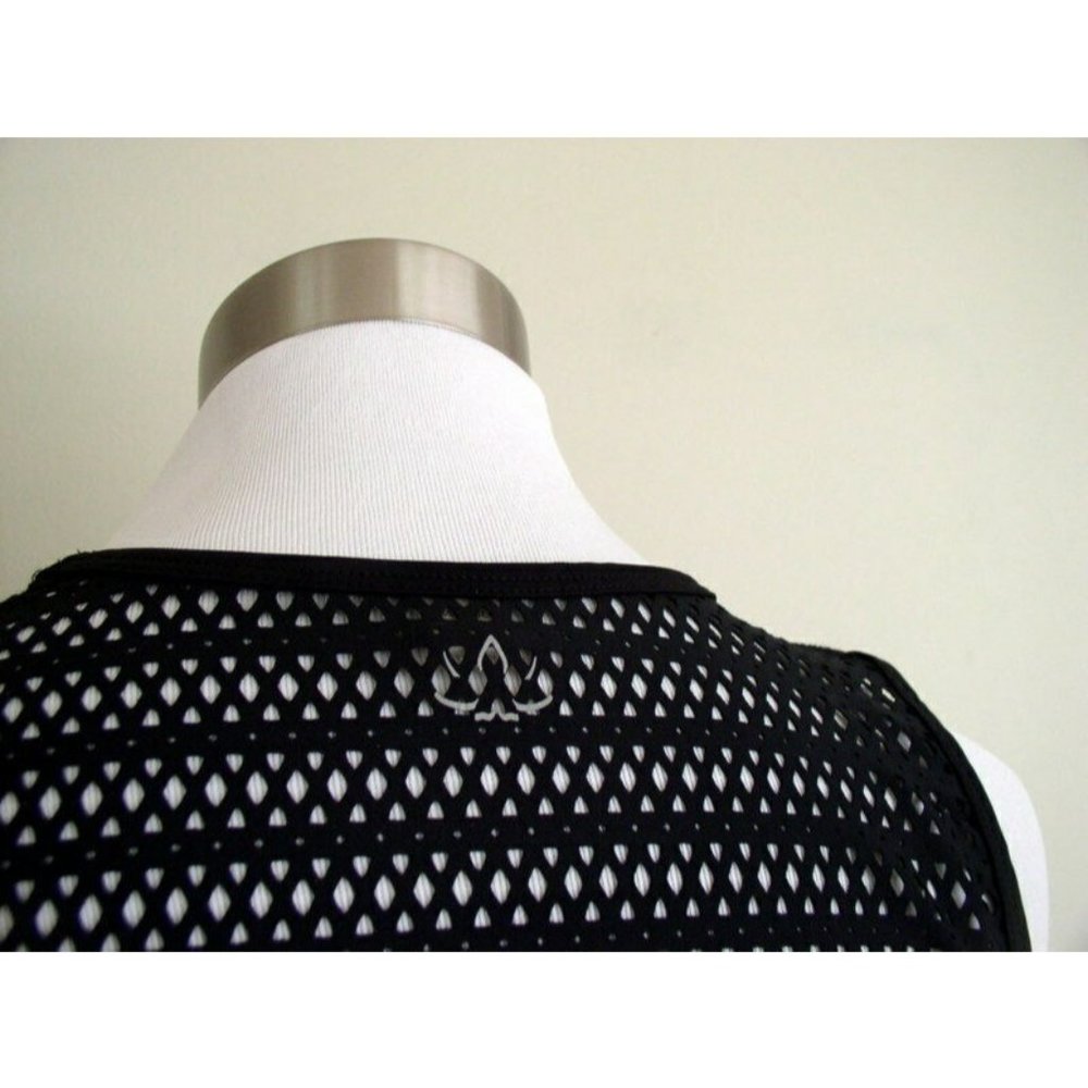 Beyond Yoga LG Sportflex Top Notch Cropped Tank - Picture 8 of 9